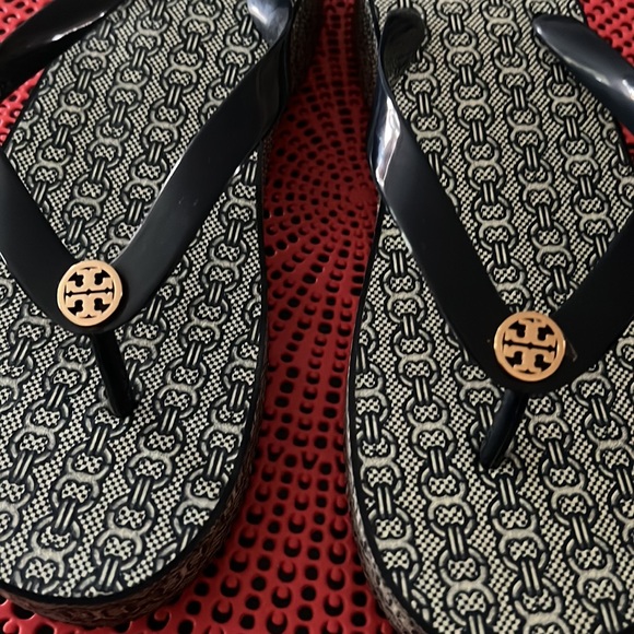 TORY BURCH  Gemini platform sandals - Picture 6 of 8